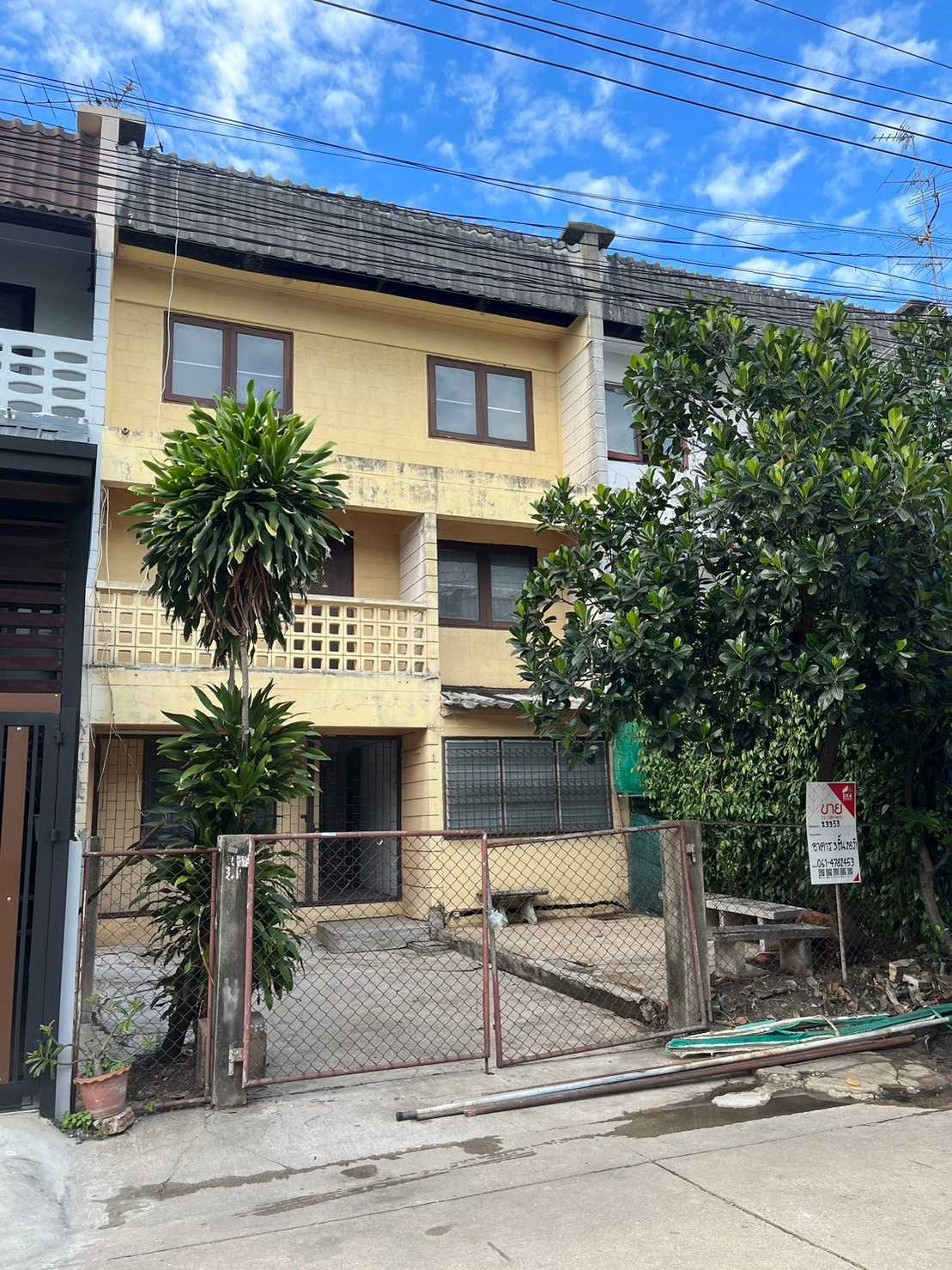 อาคาร 3 ชั้น 28 ตร.ว. แขวงคลองจั่น เขตบางกะปิ กทม. – รูปที่ 2