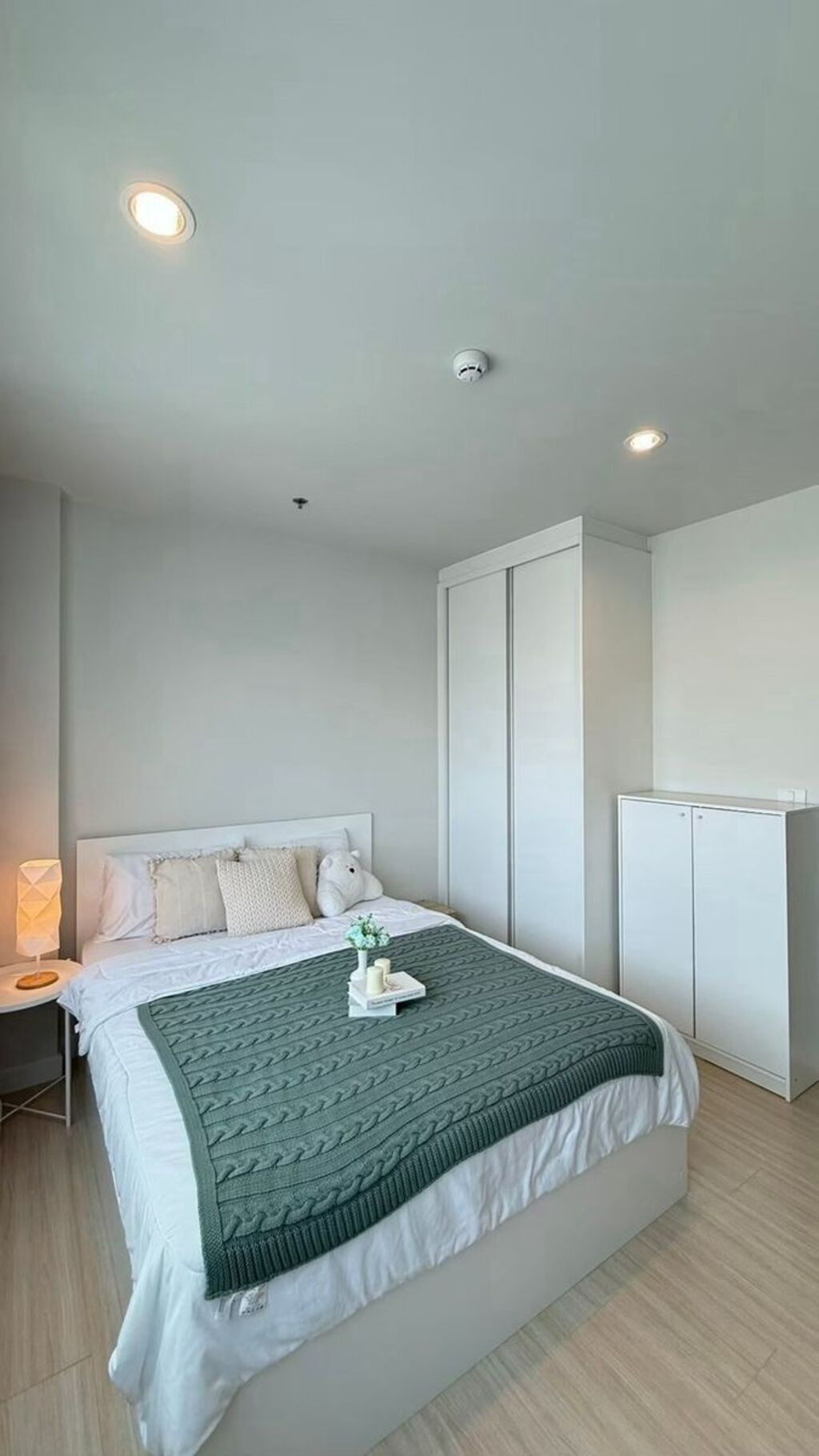 For Rent Metro Sky Wutthakat Unit 7/144 (BTS Wutthakat) (No pets allowed) For Rent Metro Sky Wutthakat Unit 7/144 (BTS Wutthakat) (No pets allowed)