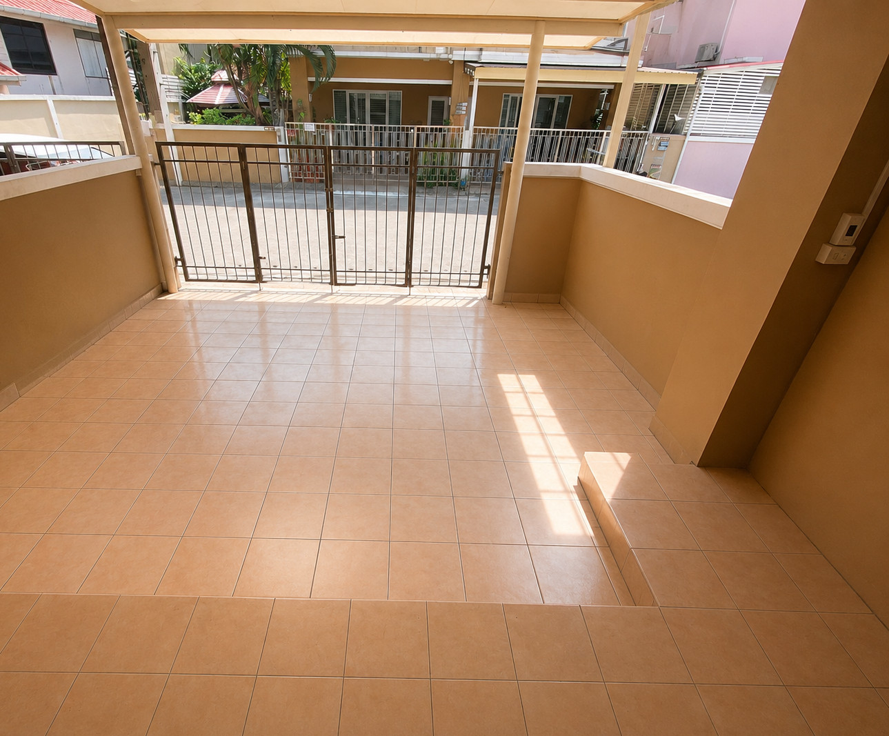 🏡 ขายทาวน์โฮม 3 ชั้น โครงการซื่อตรงแกรนด์โฮม เกษตร–รัชโยธิน