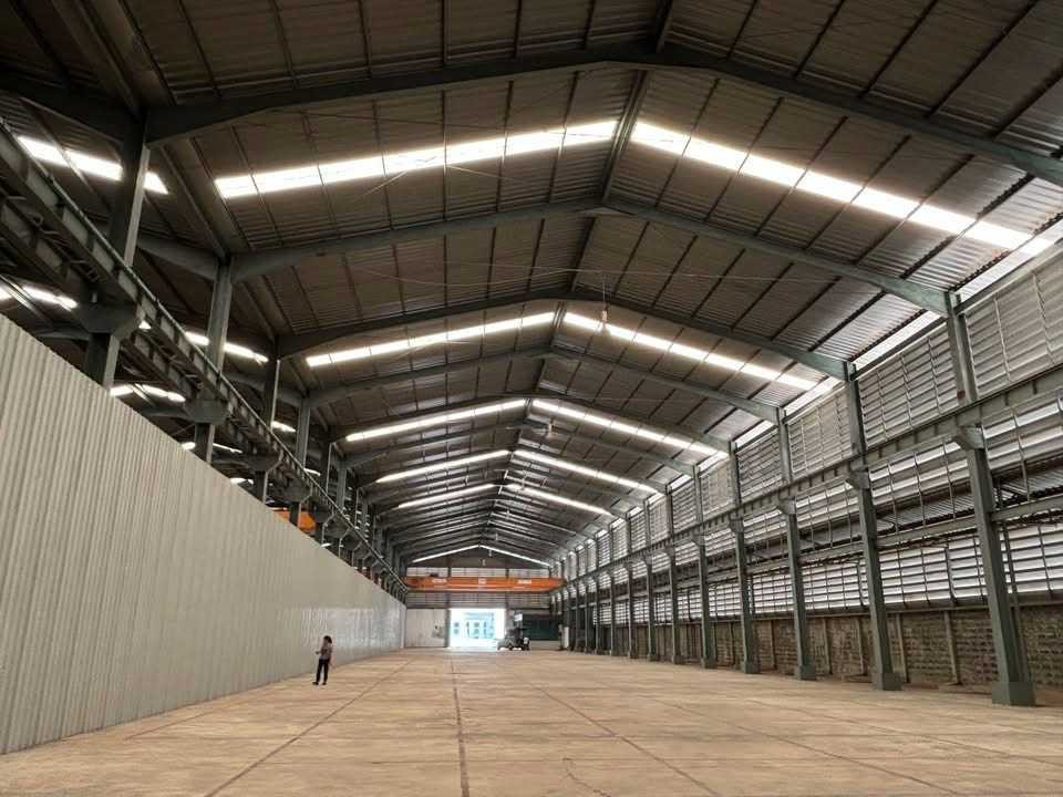 ให้เช่าโกดังพร้อมเครน 5 ตัน พื้นที่ 2,280 ตร.ม. ทำเลเทพารักษ์ บางพลี สมุทรปราการ ติดถนนใหญ่ – รูปที่ 2