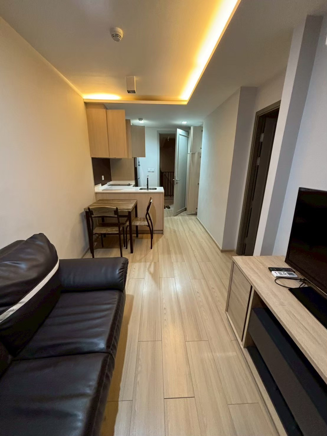 🔥 Condo for rent Maestro 12 🐶 Pets allowed, only 20,000 baht per month. 🔥 Condo for rent Maestro 12 🐶 Pets allowed, only 20,000 baht per month.