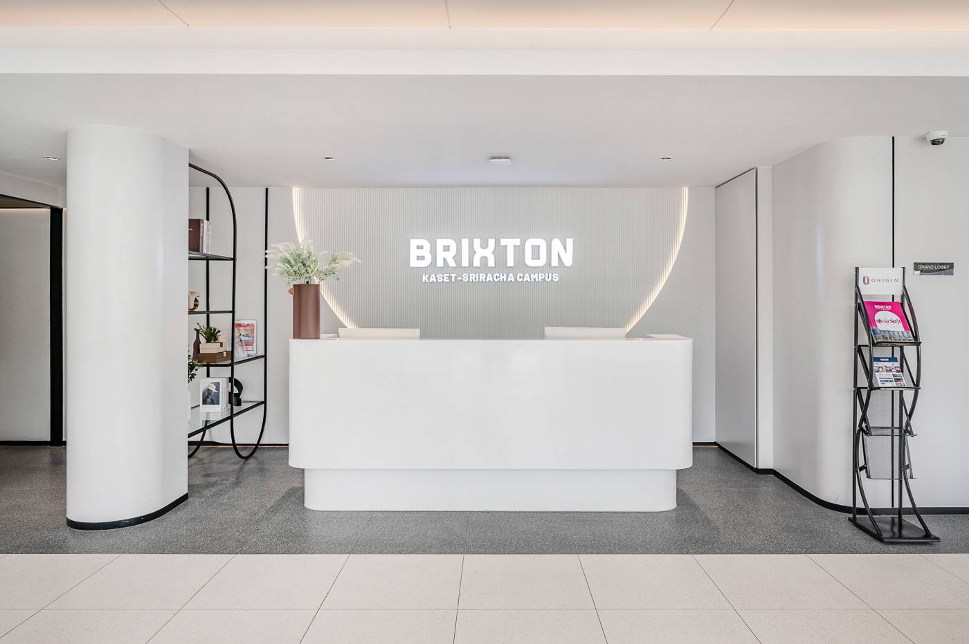 📈 Invest in the distant future Campus zone and Sriracha job area Easy to rent Never lacks tenants, Brixton Sriracha, starting at 1.79 million baht 💚 Line: @whitesand 📈 Invest in the distant future Campus zone and Sriracha job area Easy to rent Never lacks tenants, Brixton Sriracha, starting at 1.79 million baht 💚 Line: @whitesand