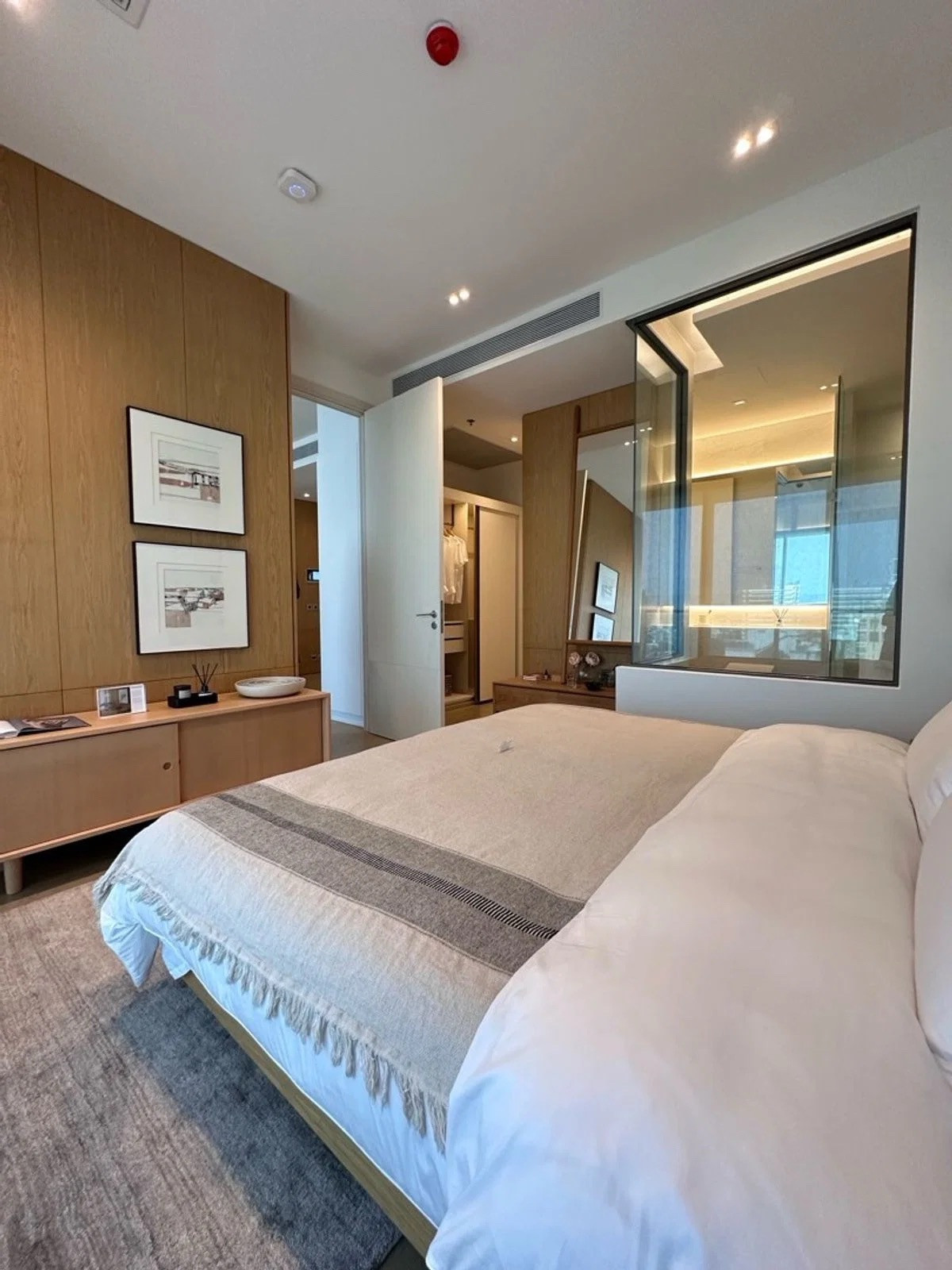 The Strand Thonglor 2 ห้องนอนราคาพิเศษ ซื้อตรงกับโครงการ  – รูปที่ 3