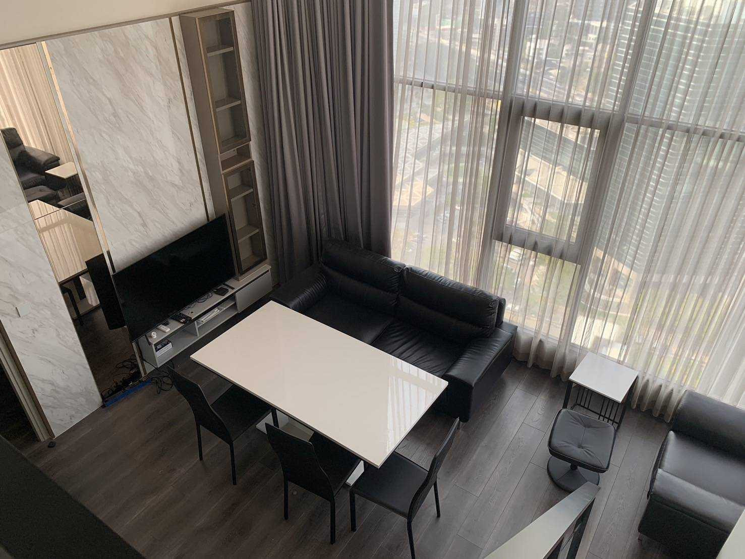 ให้เช่าคอนโด Knightsbridge Space Ratchayothin ใกล้ BTS พหลโยธิน 24 duplex 2 ชั้น 80 ตรม ชั้น 31 ให้เช่าคอนโด Knightsbridge Space Ratchayothin ใกล้ BTS พหลโยธิน 24 duplex 2 ชั้น 80 ตรม ชั้น 31