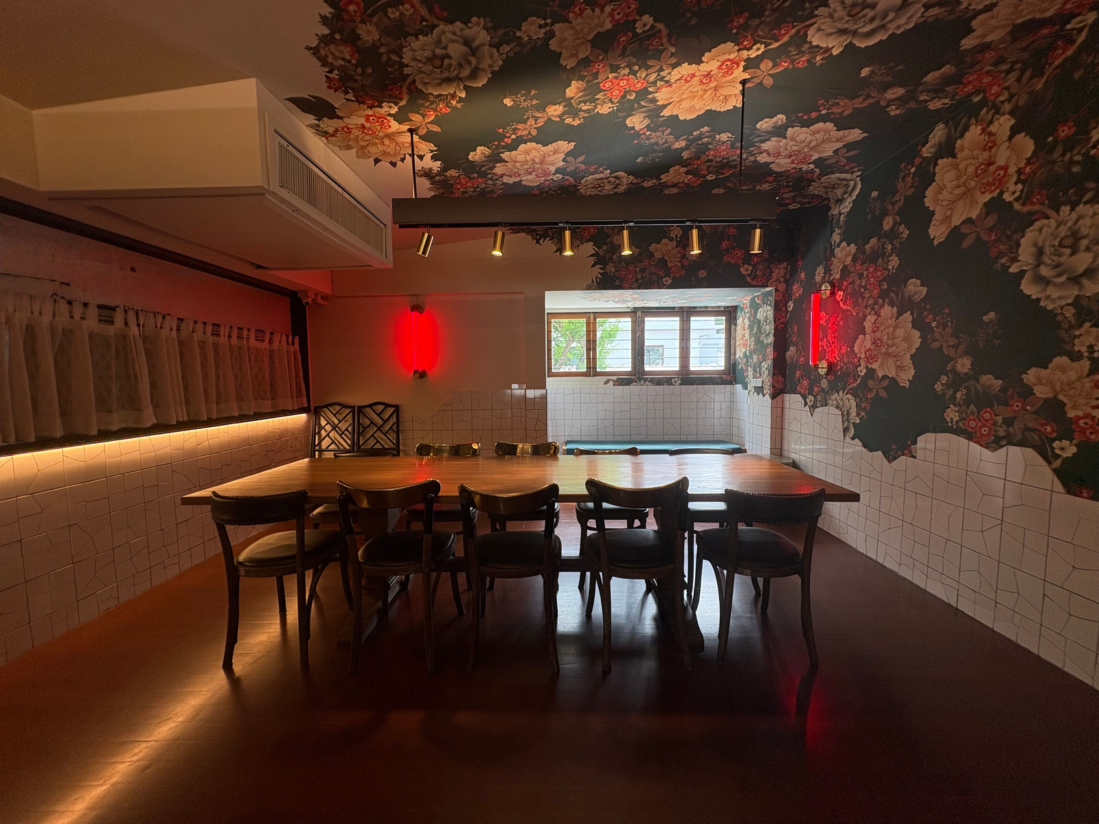 พื้นที่ให้เช่าทำร้านอาหารในทองหล่อ ระยะเดินจาก BTS พร้อมที่จอดรถ – รูปที่ 3