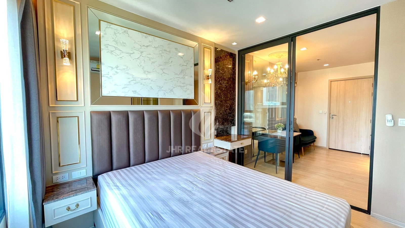 Best deal🔥1 bed 1 bath... Life One Wireless ว่างให้เช่า Line id : @jhrrealestate Best deal🔥1 bed 1 bath... Life One Wireless ว่างให้เช่า Line id : @jhrrealestate