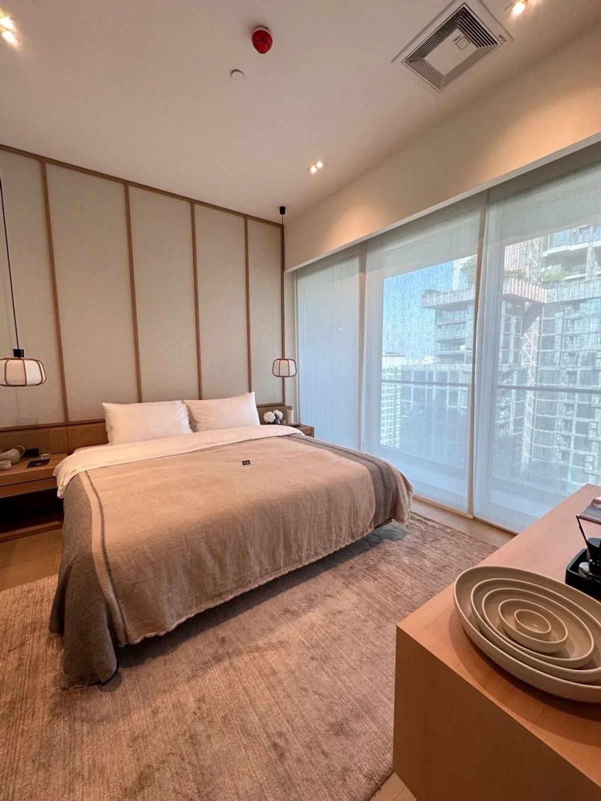 The Strand Thonglor 2 ห้องนอนราคาพิเศษ ซื้อตรงกับโครงการ The Strand Thonglor 2 ห้องนอนราคาพิเศษ ซื้อตรงกับโครงการ