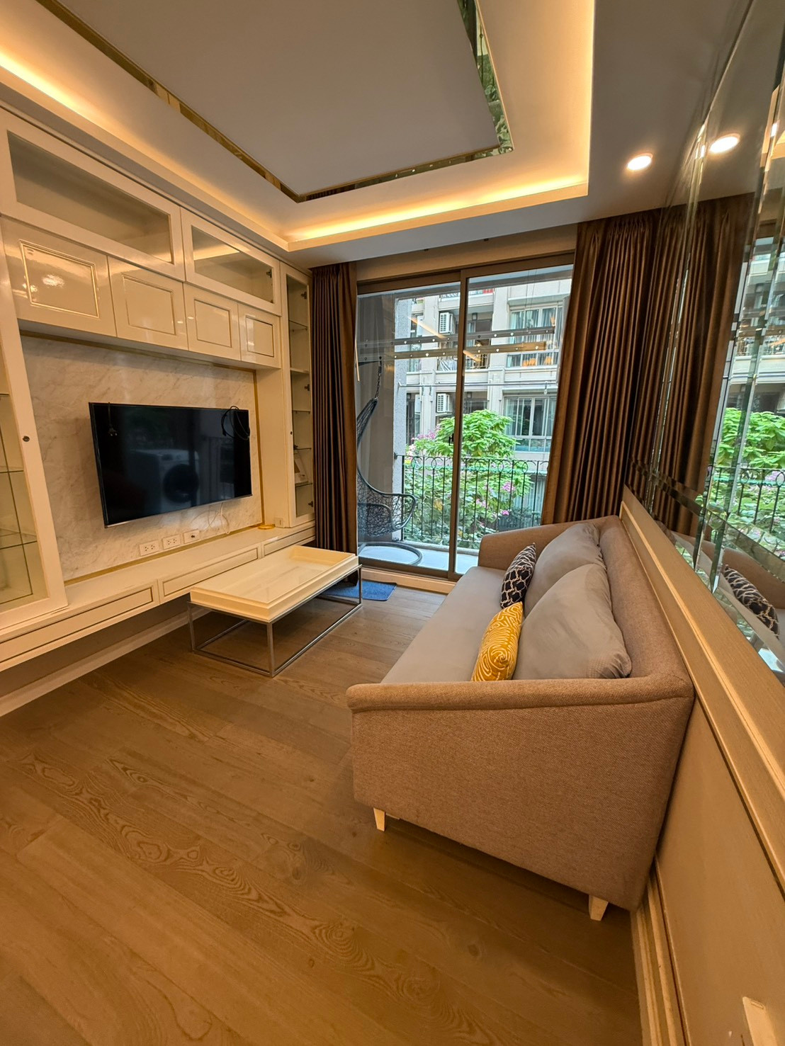 For rent!!! | Amaranta Residence | Beautiful ready-to-move-in Only 150–350 meters from MRT Huai Khwang Station✨ – รูปที่ 2