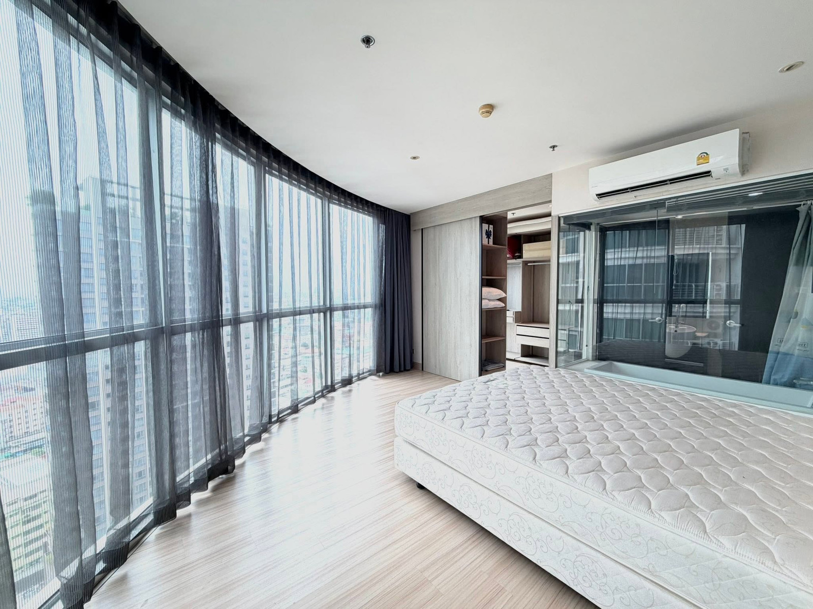 🚩A132 ให้เช่า Le Luk Condominium (Skywalk) ห้องมุมกว้าง