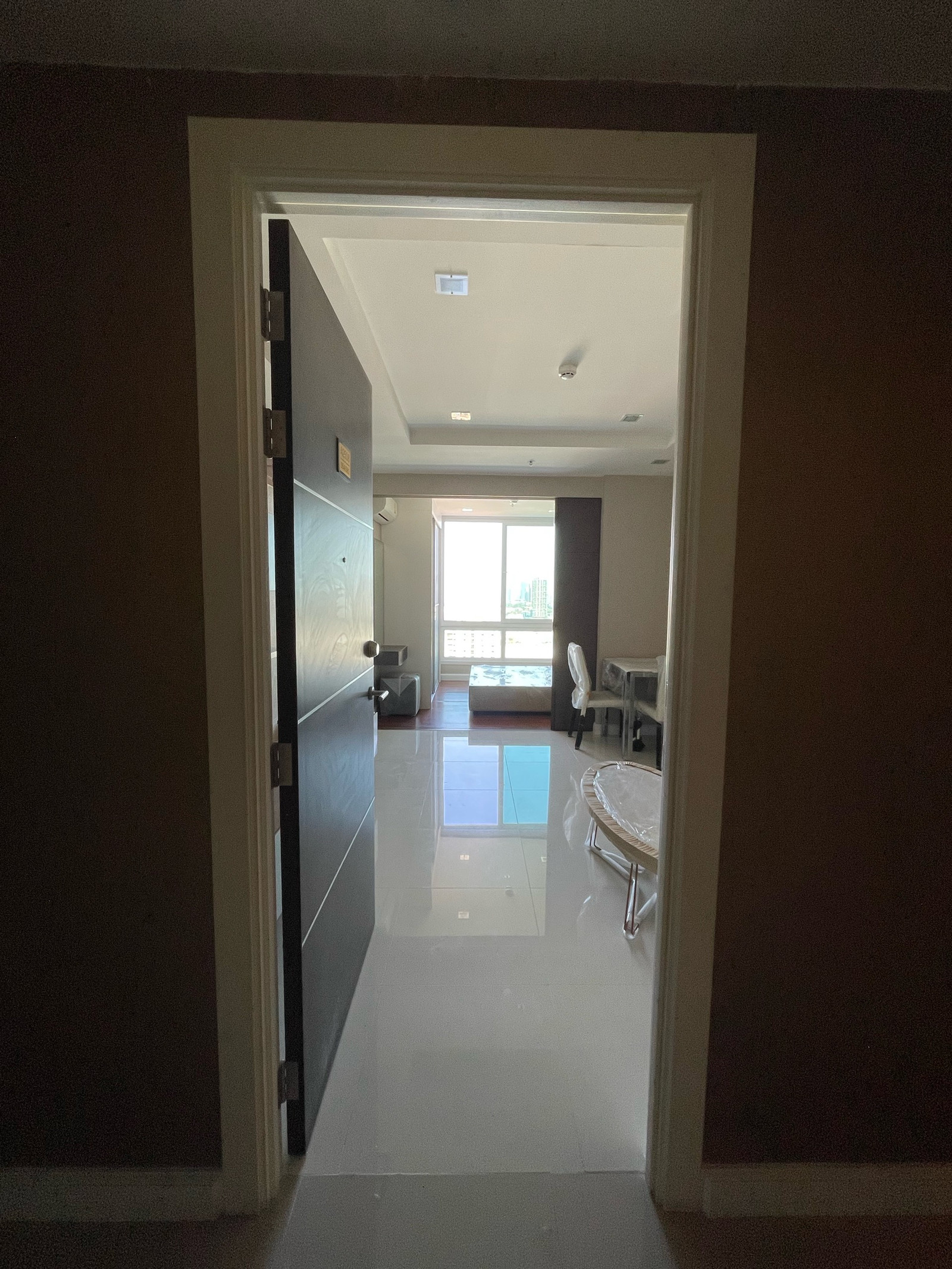 For rent: The Metropolis Samrong, 35 sq.m., A Building, full furnished, high floor with unblocked view () For rent: The Metropolis Samrong, 35 sq.m., A Building, full furnished, high floor with unblocked view ()