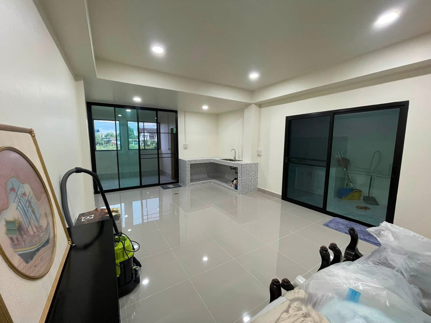 🏡✨ ให้เช่า ทาวน์โฮม 3 ชั้น หมู่บ้านพนาสนธิ์ แกรนด์วิลล์ ซอยเสรีไทย 68 | ใกล้แยกมีนบุรี 4 ห้องนอน 3 ห้องน้ำ รีโนเวทใหม่ทั้งหลัง พื้นที่ใช้สอยกว้าง 💰 ค่าเช่าเพียง 18,000 บาท/เดือน – รูปที่ 3
