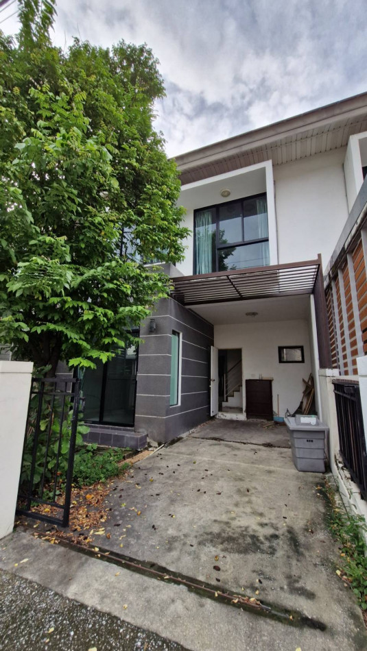 ขายทาวน์โฮม 2 ชั้น เดอะวิลล่า รามคำแหง-สุวรรณภูมิ แถมแอร์ 3 เครื่อง ใกล้สนามบินสุวรรณภูมิ ขนาด 19 ตรว ขายทาวน์โฮม 2 ชั้น เดอะวิลล่า รามคำแหง-สุวรรณภูมิ แถมแอร์ 3 เครื่อง ใกล้สนามบินสุวรรณภูมิ ขนาด 19 ตรว