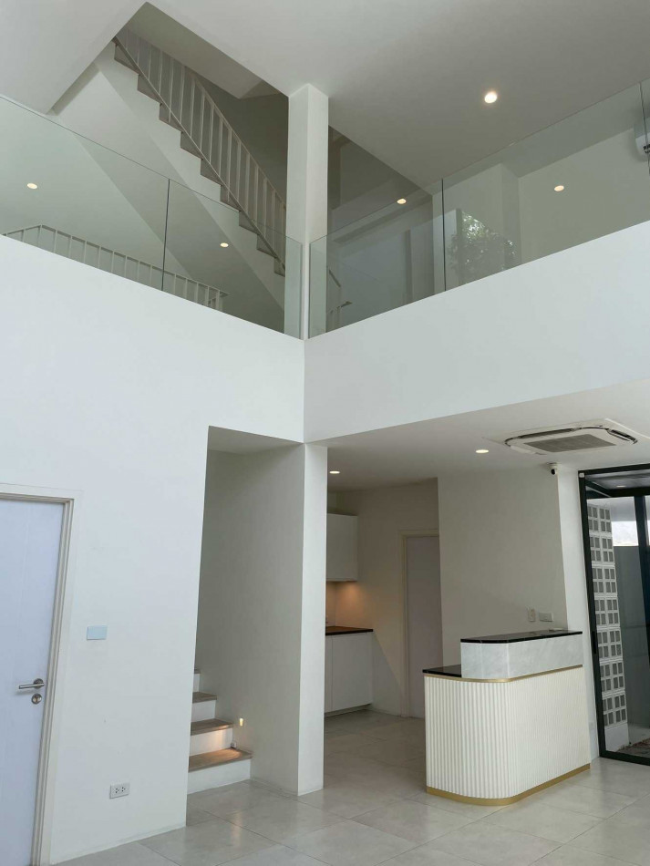 ให้เช่า ออฟฟิศ เช่า RENT ARKIN Vibhavadi -Near Don Mueang Airport 270 ตรม 41 ตรว Home Office ติดถนนวิภาวดี เพียง  50 เมตร