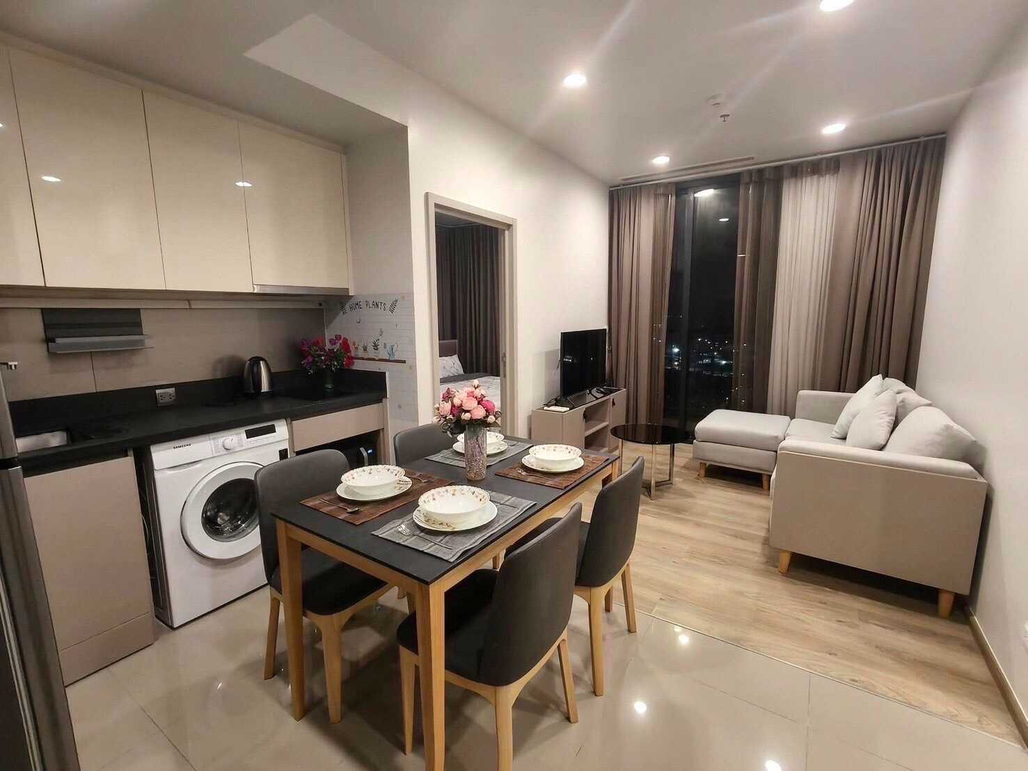 เช่าด่วน !! คอนโดหรู OKA HAUS สุขุมวิท 36 ห้องมุม วิวแม่น้ำเจ้าพระยา ชั้นสูง 50 ตรม 2 นอน 2 น้ำ – รูปที่ 2
