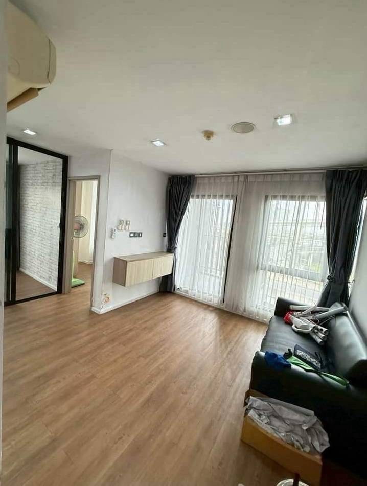 Condo for rent, Tropicana, 2 bedrooms, near Erawan BTS station. Condo for rent, Tropicana, 2 bedrooms, near Erawan BTS station.