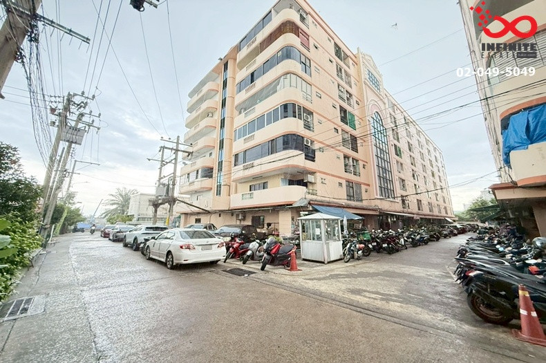 Condo for sale, Baan Phraya Phirom, Ratchada 36, 3rd floor, room ready to move in, good price, suitable for living or renting out. Condo for sale, Baan Phraya Phirom, Ratchada 36, 3rd floor, room ready to move in, good price, suitable for living or renting out.