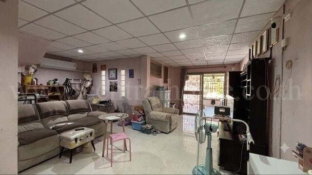 Townhouse Siwarat 10, Muang Nakhon Pathom, next to the main road in front of the house, wont hit anyone. – รูปที่ 4