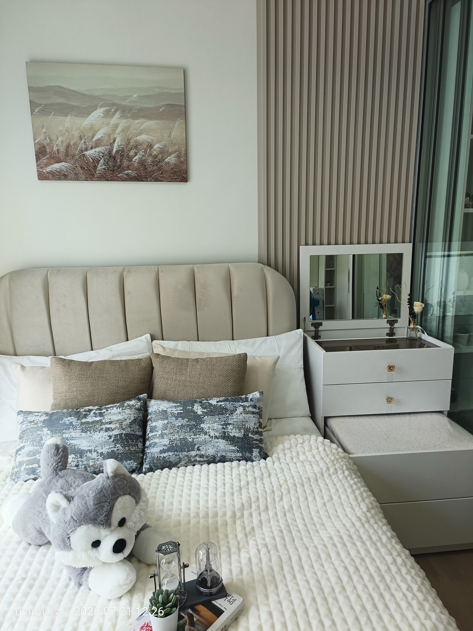 The Niche iD Bang Khae Phase 1, Building A, 2nd floor, corner room, size 28 sq m, natural green view. Homely, fresh atmosphere. The whole room has been newly renovated. 😍