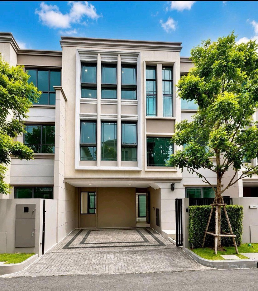 For rent, Baan Klang Muang Classe Ratchayothin, next to SCB head office. Near Major Ratchayothin, Central Ladprao, in front of the garden, beginning of the project. For rent, Baan Klang Muang Classe Ratchayothin, next to SCB head office. Near Major Ratchayothin, Central Ladprao, in front of the garden, beginning of the project.
