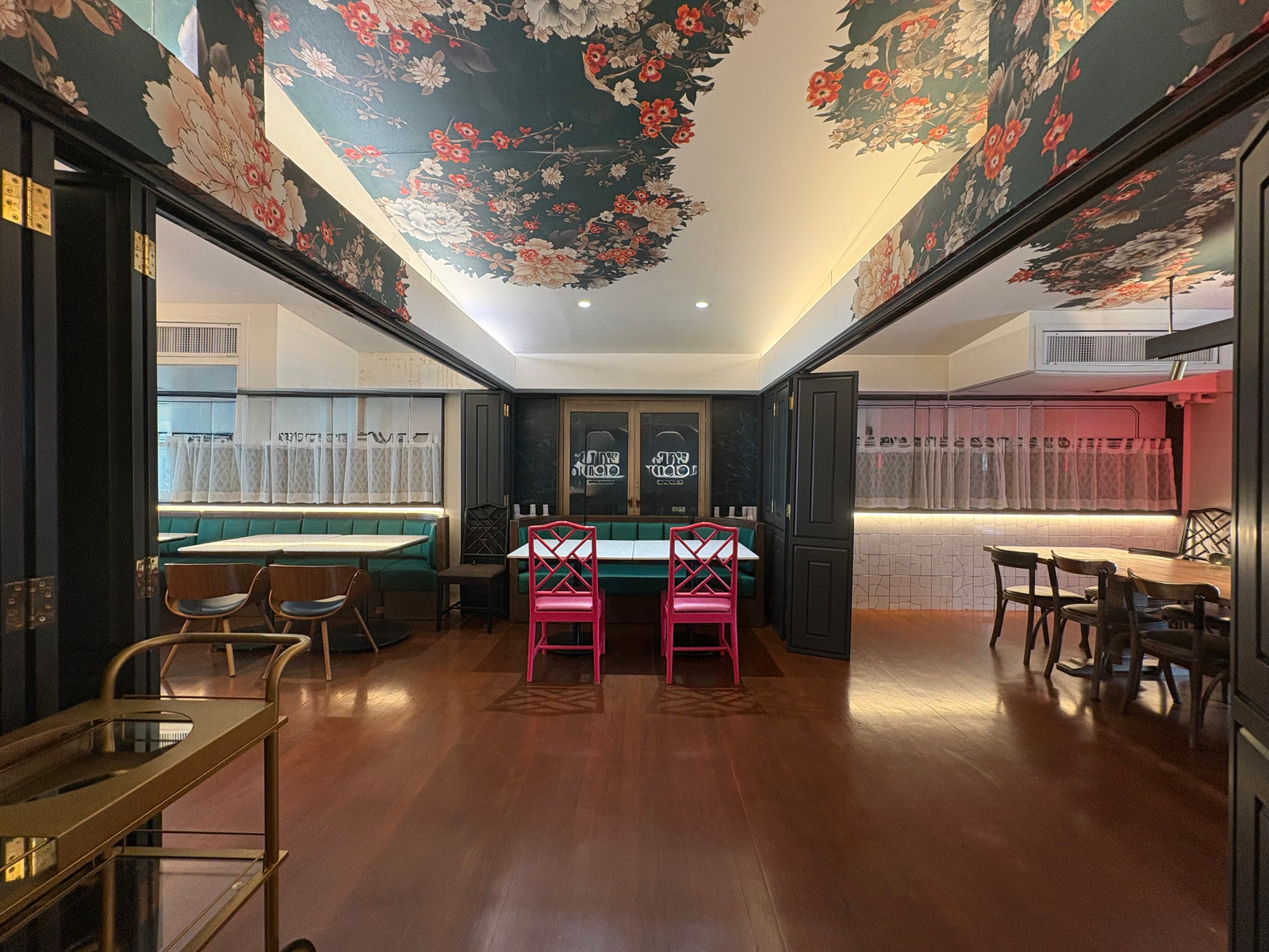 พื้นที่ให้เช่าทำร้านอาหารในทองหล่อ ระยะเดินจาก BTS พร้อมที่จอดรถ – รูปที่ 4