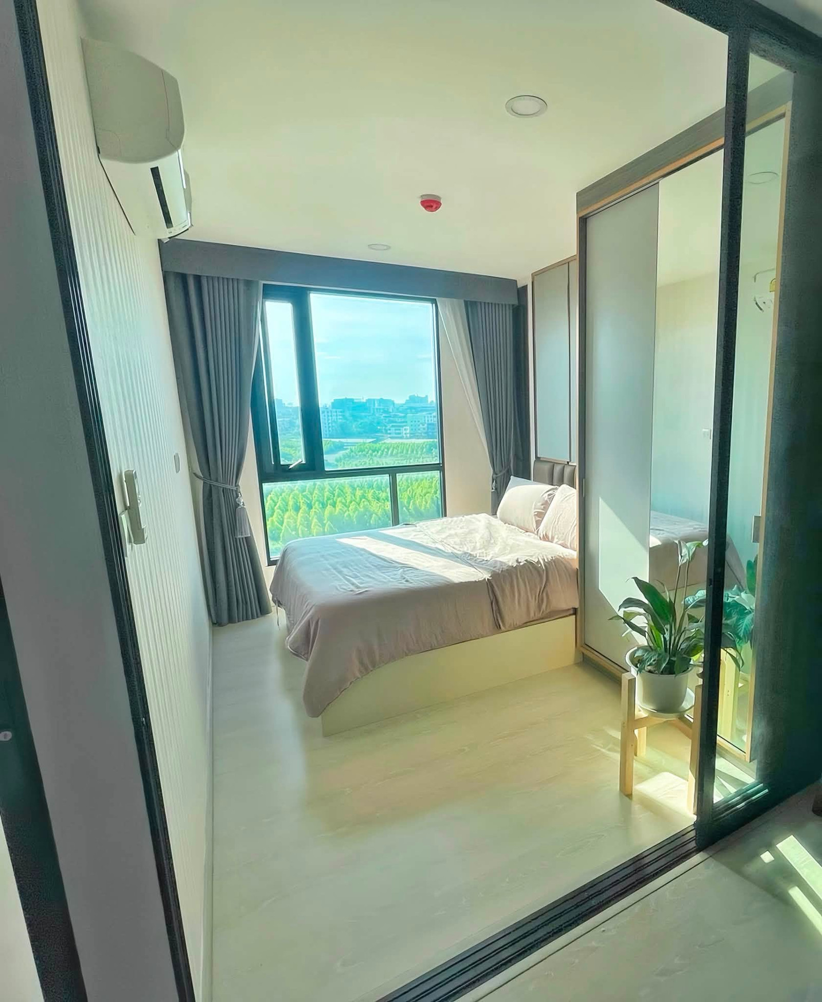 🔥 For rent Knightsbridge Phaholyothin - Interchange (Knightsbridge Phaholyothin Interchange) | 1 bedroom 29.5 sq m | 10th floor | near BTS Wat Phra Si Mahathat | 14,500 baht/month | PK0114 | Line @979ywrvr 🔥 For rent Knightsbridge Phaholyothin - Interchange (Knightsbridge Phaholyothin Interchange) | 1 bedroom 29.5 sq m | 10th floor | near BTS Wat Phra Si Mahathat | 14,500 baht/month | PK0114 | Line @979ywrvr