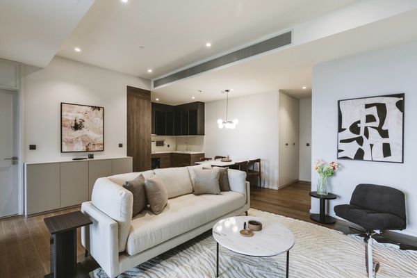 Condo for rent in Langsuan near Lumpini Park prime central location 2 bedrooms 78 sq.m