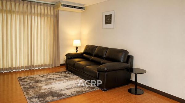 Lumpini Park view for rent 2 brs 100 sqm. only 40K