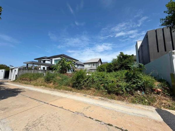 ที่ดิน 160 ตร.ว. หมู่บ้านปรีชา / 160 Square Wa (FOR SALE) DA076