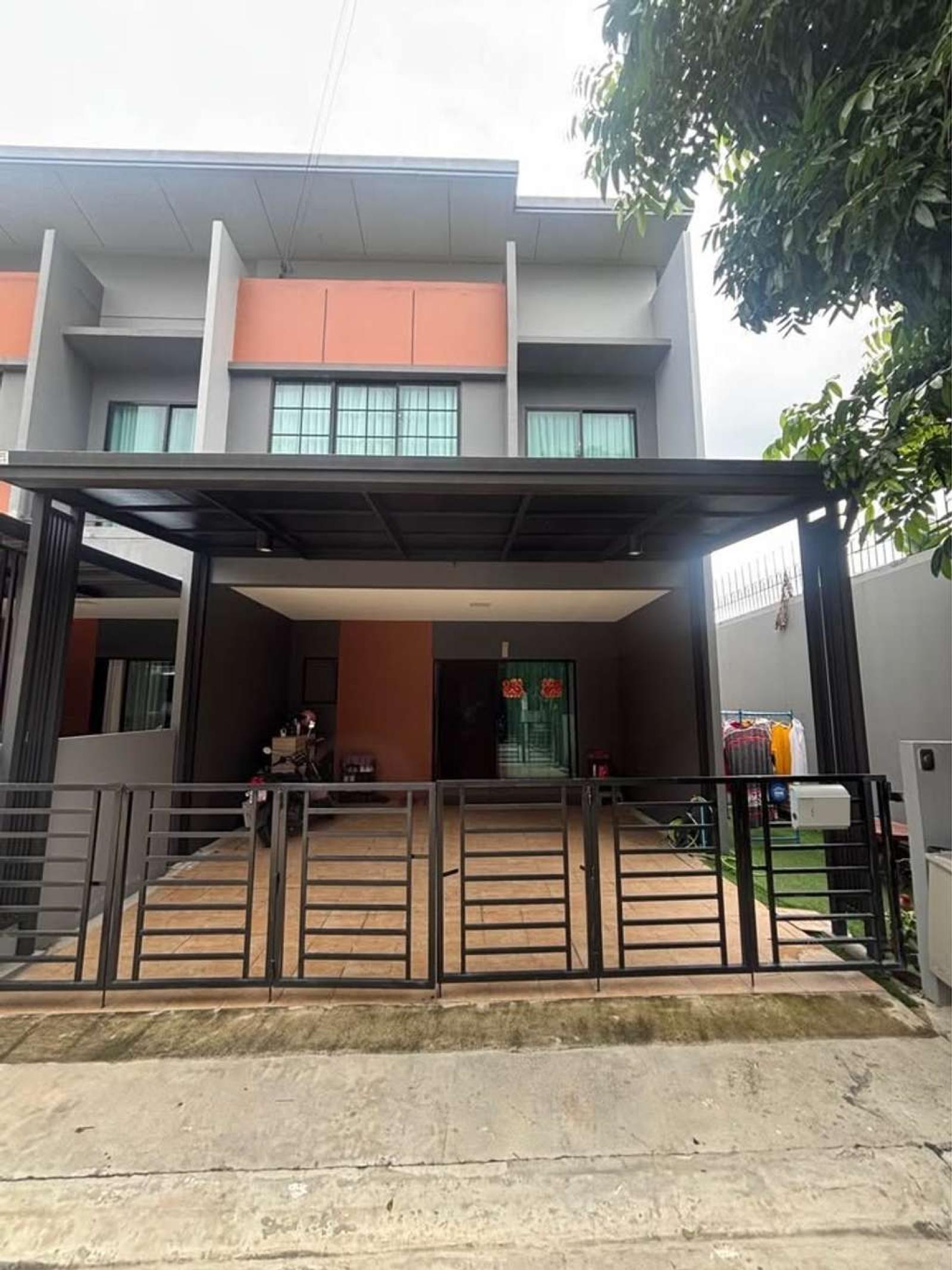 Siri Place Charan - Pinklao / 4 Bedrooms (FOR SALE) EARK071 Siri Place Charan - Pinklao / 4 Bedrooms (FOR SALE) EARK071