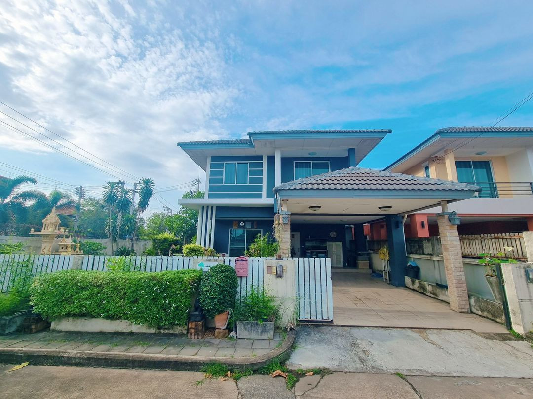 ขาย / ให้เช่า บ้านเดี่ยว Country Home Lake &amp; Park ศรีราชา หน้าสวน พร้อมอยู่