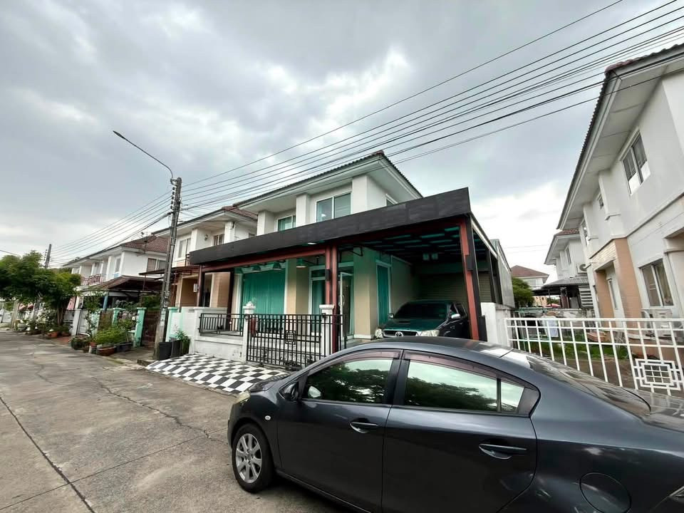 Semi-detached house for sale, Sena Villa Ramindra The Exculsive Zone, Villa Ramindra The Exculsive Zone, near MRT Khubon Fashion Island, Motorway M9.