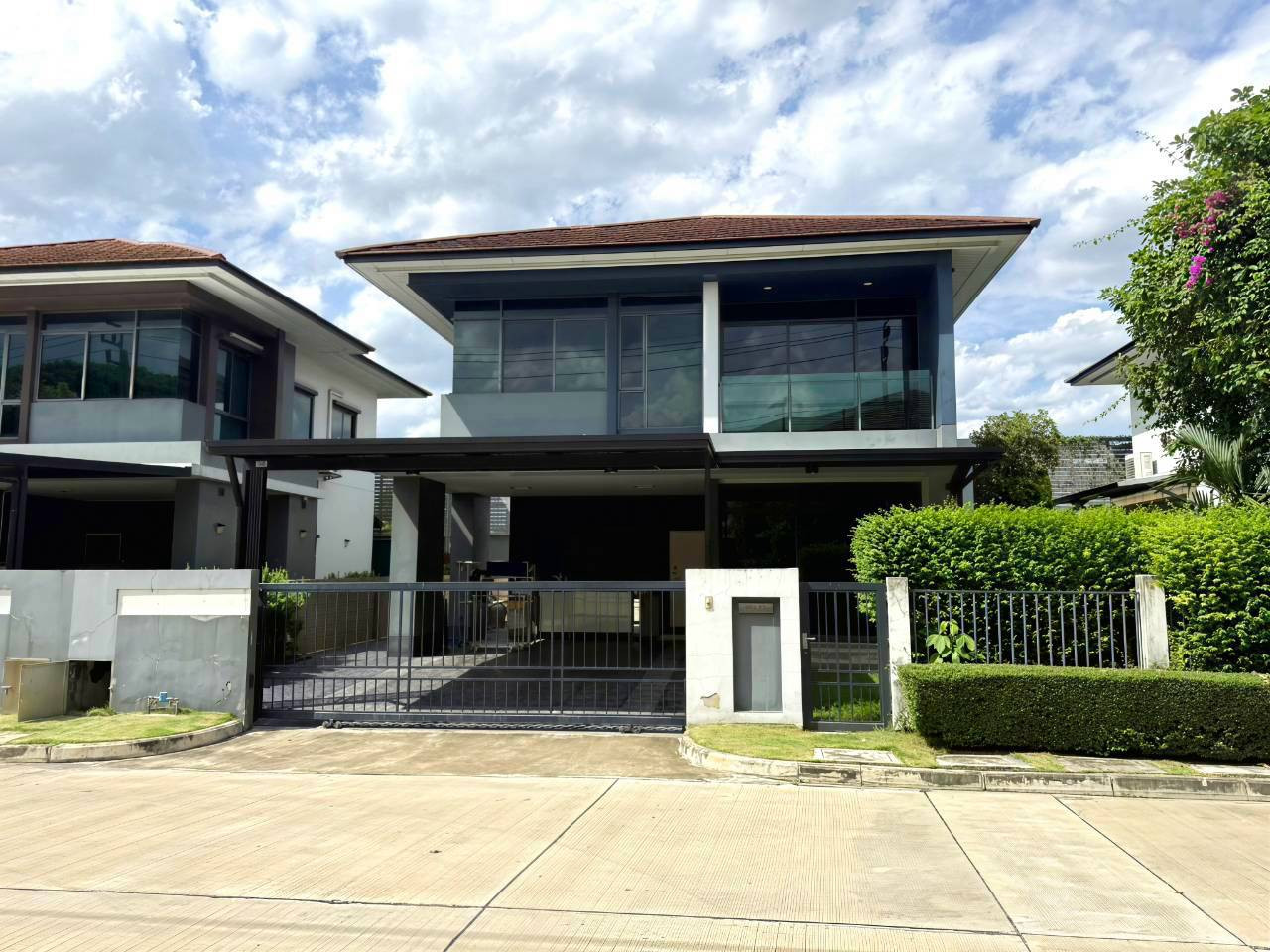 ให้เช่า บ้านเดี่ยว เศรษฐสิริ กรุงเทพกรีฑา 3 ห้องนอน | 3 ห้องน้ำ |  