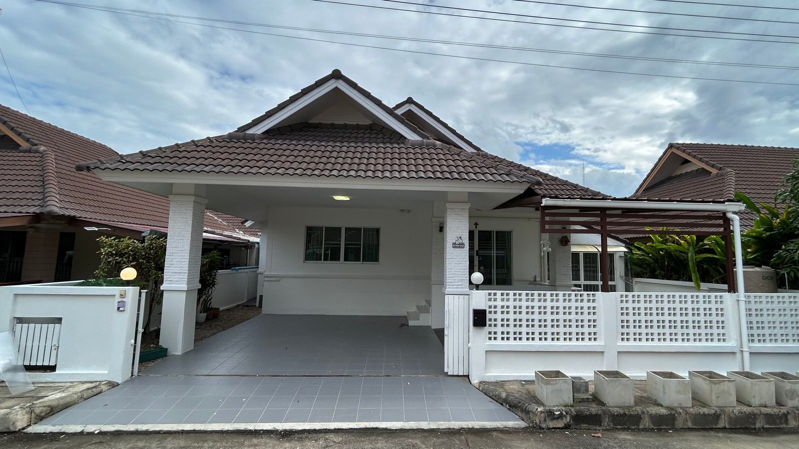 Single-Storey House for Sale | Near Chiang Mai Airport & 2nd Ring Road (Chiang Mai) Single-Storey House for Sale | Near Chiang Mai Airport & 2nd Ring Road (Chiang Mai)