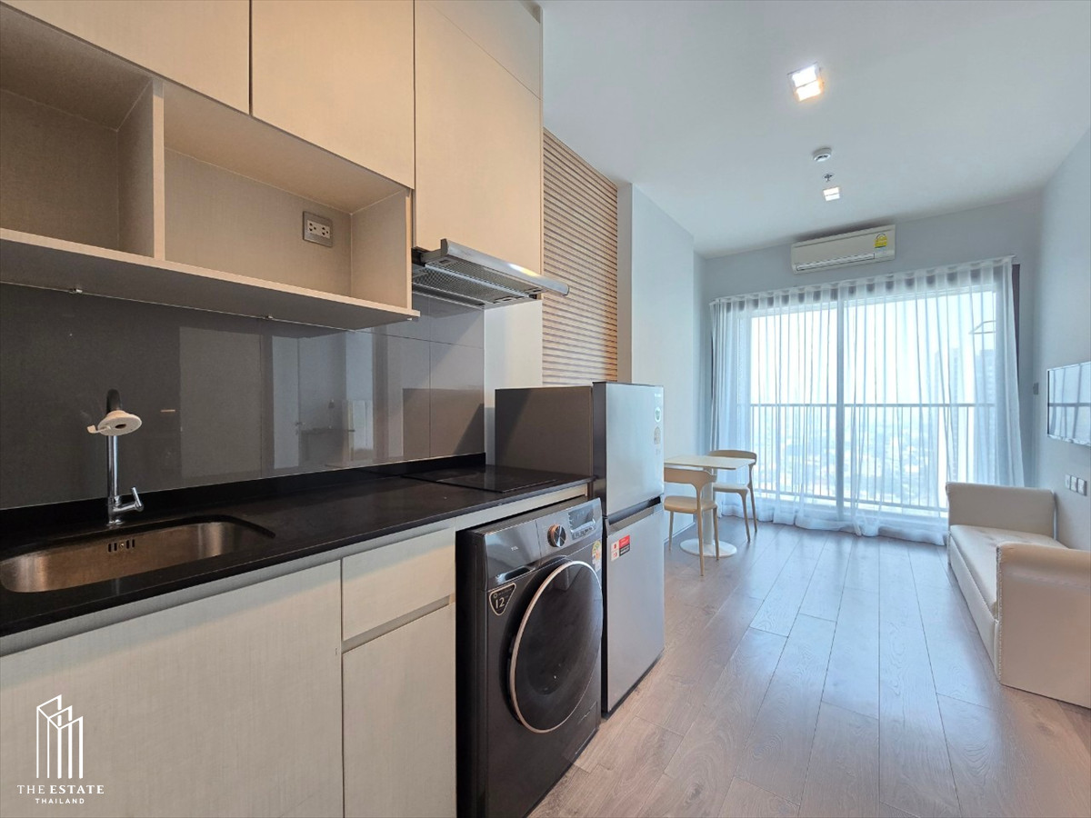 Whizdom Avenue Ratchada-Ladprao, next to MRT Ladprao, 1 bedroom, size 35.12 sq.m. @17,500