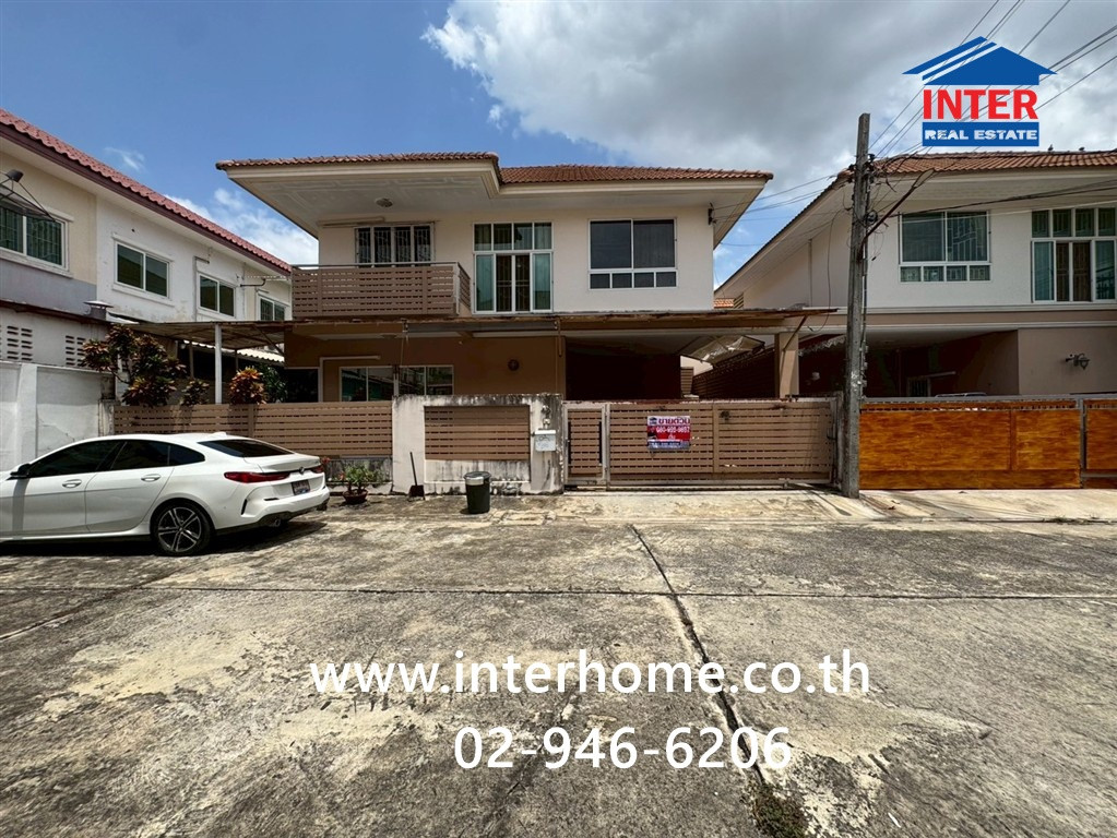 2-story detached house, 41.2 sq m, Arunwan Village 4. Soi Liab Khlong Song 28, Khubon Road, Liab Khlong Road, Khlong Toei District, Bangkok
