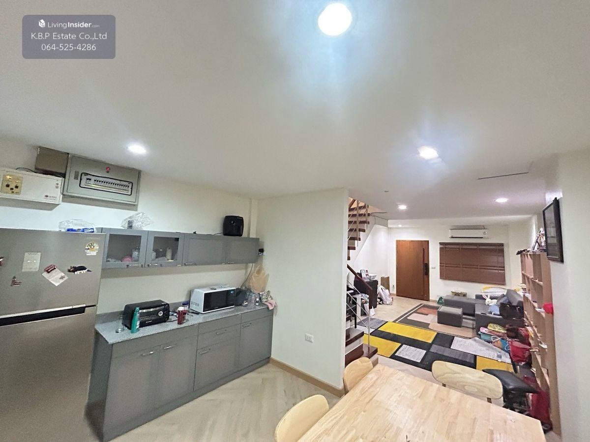 OPEN HOUSE(29 สค 69 ช่วงบ่าย) ขาย และ เช่า ทาวน์โฮมธนาพัฒน์ เฮ้าส์ สาทร - นราธิวาส 200ตรม. 3ชั้น 3นอน 3น้ำ 1+1ที่จอดรถ มีเฟอร์นิเจอร์ อุปกรณ์ไฟฟ้าครบ