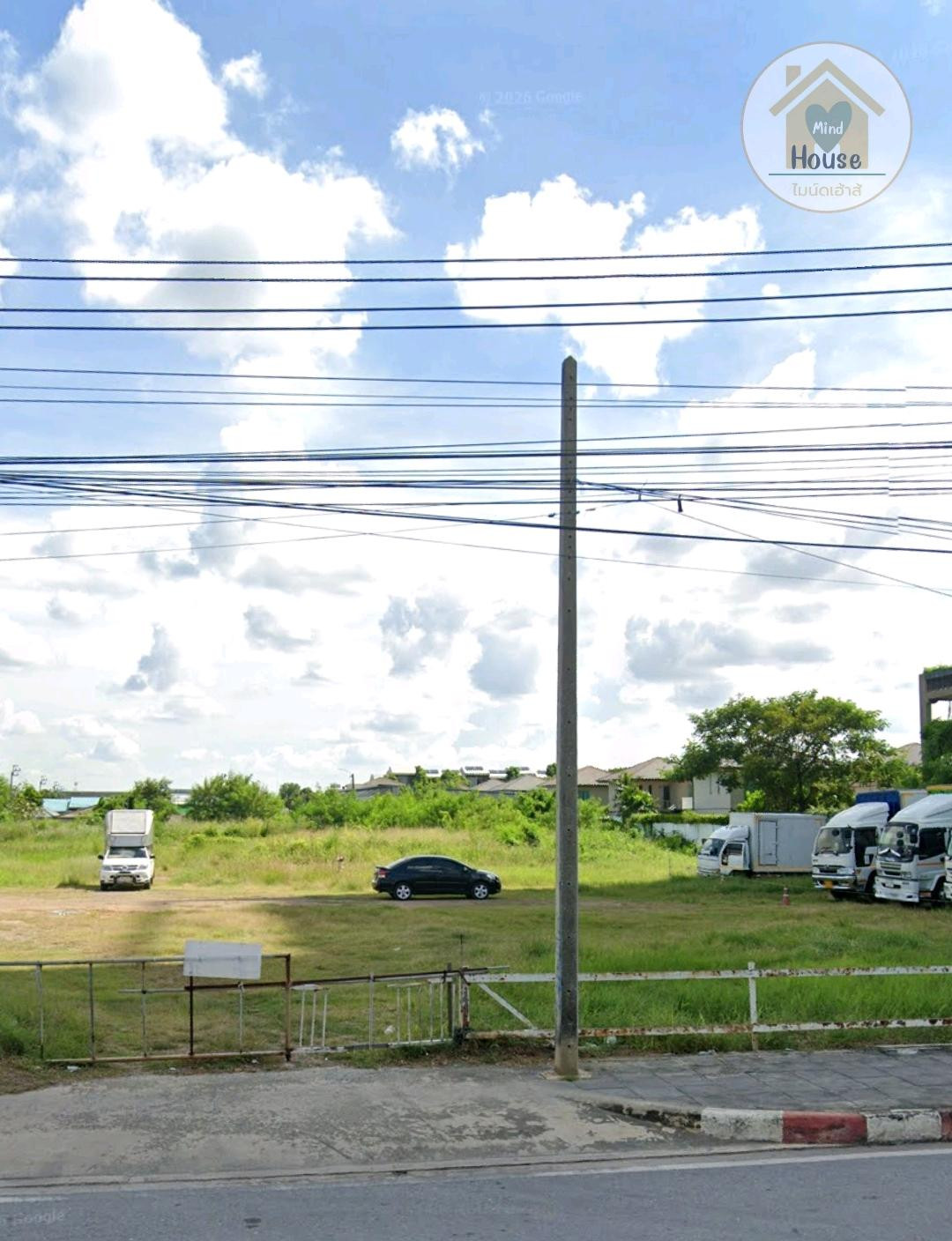 Land next to the main road Ramintra-Ratchada. Land next to the main road Ramintra-Ratchada.