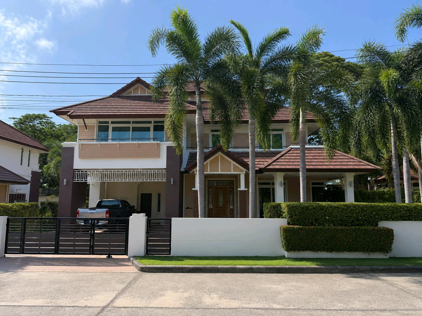 🏡 Luxury 2-Storey Detached House for Sale – Boulevard Sriracha, Chonburi 🏡 Luxury 2-Storey Detached House for Sale – Boulevard Sriracha, Chonburi