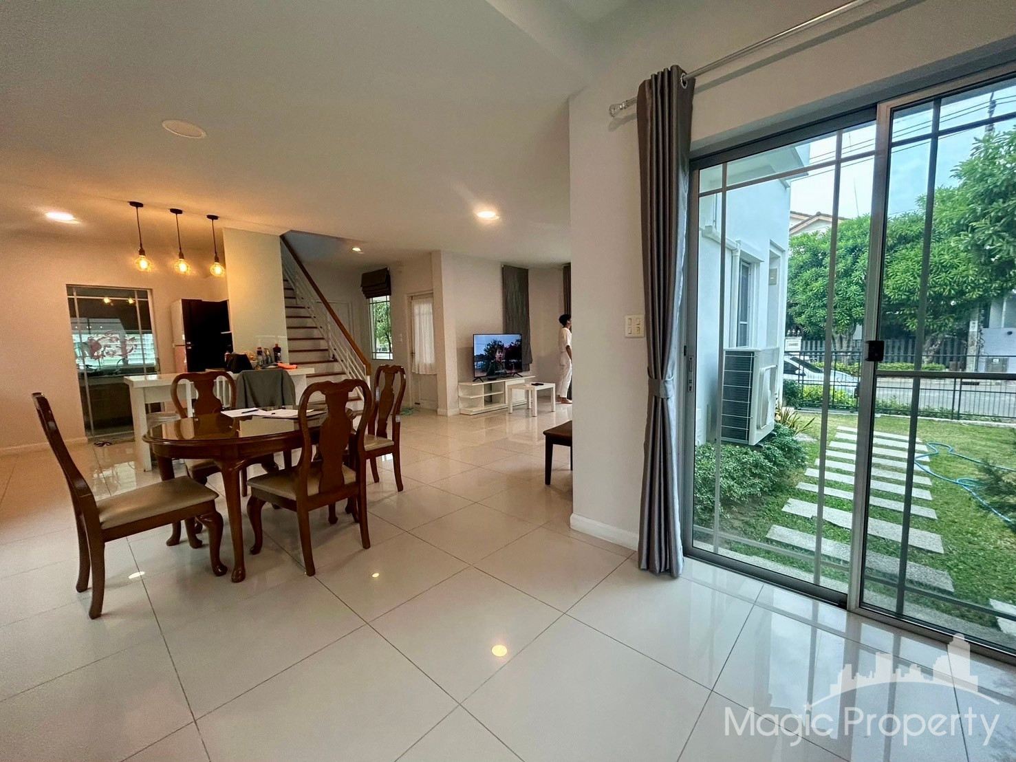 ให้เช่า บ้านเดี่ยว 4 ห้องนอน ใน มัณฑนา อ่อนนุช-วงแหวน 2 เขตประเวศ กรุงเทพมหานคร ให้เช่า บ้านเดี่ยว 4 ห้องนอน ใน มัณฑนา อ่อนนุช-วงแหวน 2 เขตประเวศ กรุงเทพมหานคร
