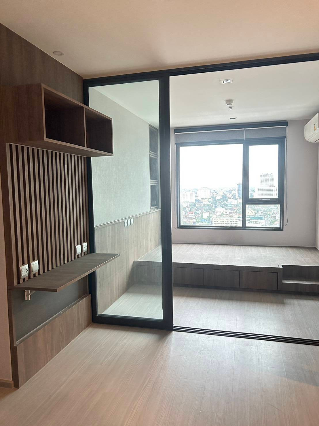 High Floor Near BTS 🏙️(For Rent) Life Ladprao 💵 21,000 THB ( 1 Bed , 35.78 Sqm) High Floor Near BTS 🏙️(For Rent) Life Ladprao 💵 21,000 THB ( 1 Bed , 35.78 Sqm)