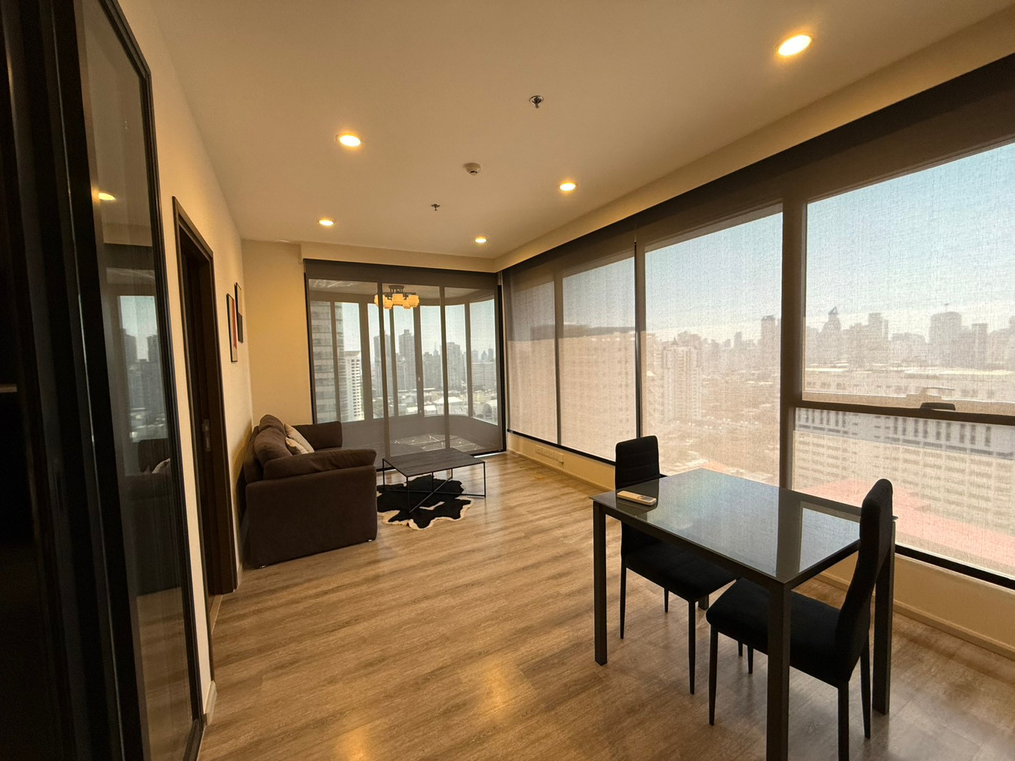 For Sale | Ideo Mobi Asoke | High Floor 20+ | 2 Bedrooms | 55 Sq.m. | Near MRT Phetchaburi & BTS Asoke For Sale | Ideo Mobi Asoke | High Floor 20+ | 2 Bedrooms | 55 Sq.m. | Near MRT Phetchaburi & BTS Asoke