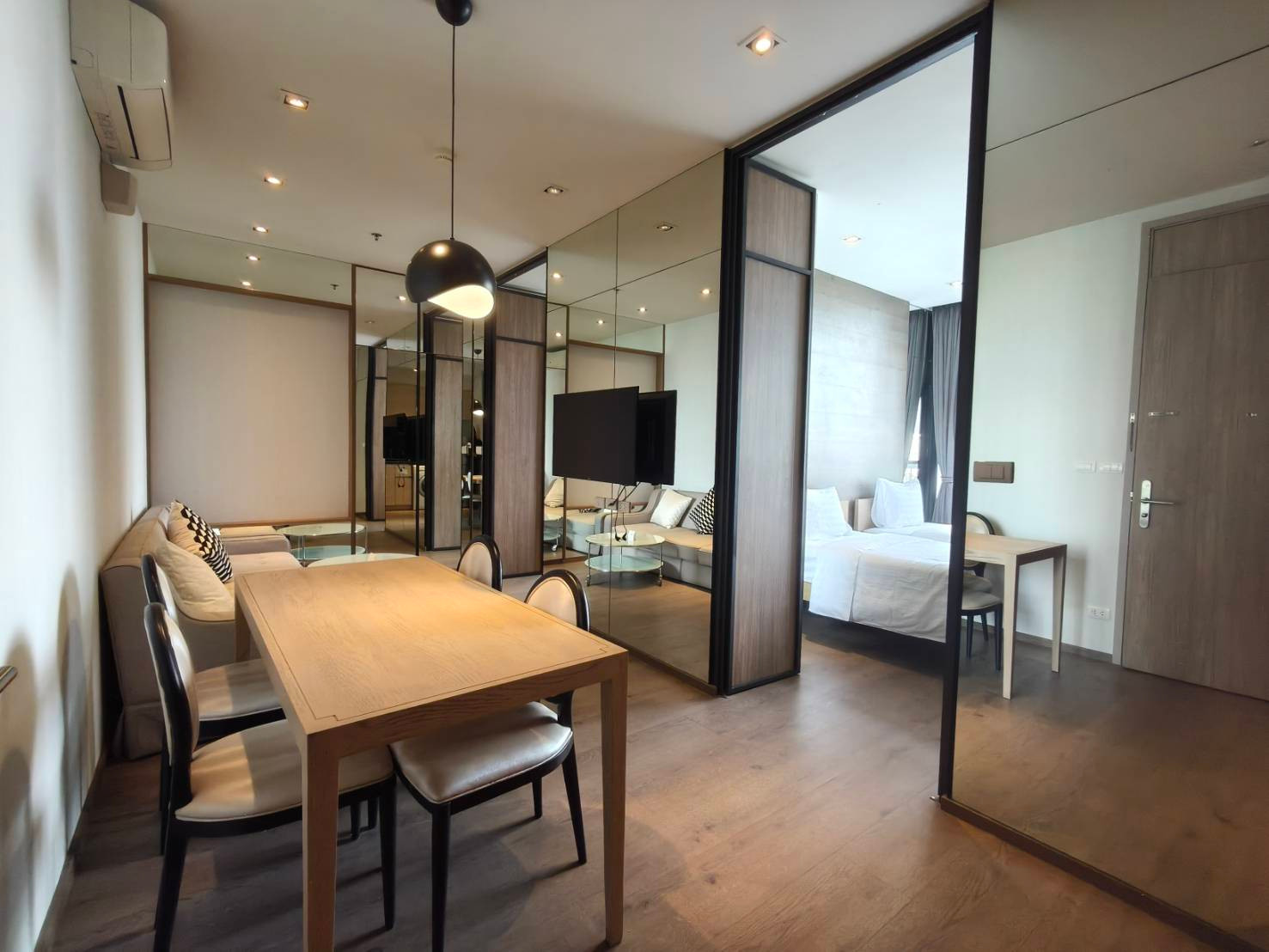 RC071826 Condo 2 Bedroom Plus for rent at Park Origin Phrom Phong near BTS Phrom Phong. RC071826 Condo 2 Bedroom Plus for rent at Park Origin Phrom Phong near BTS Phrom Phong.