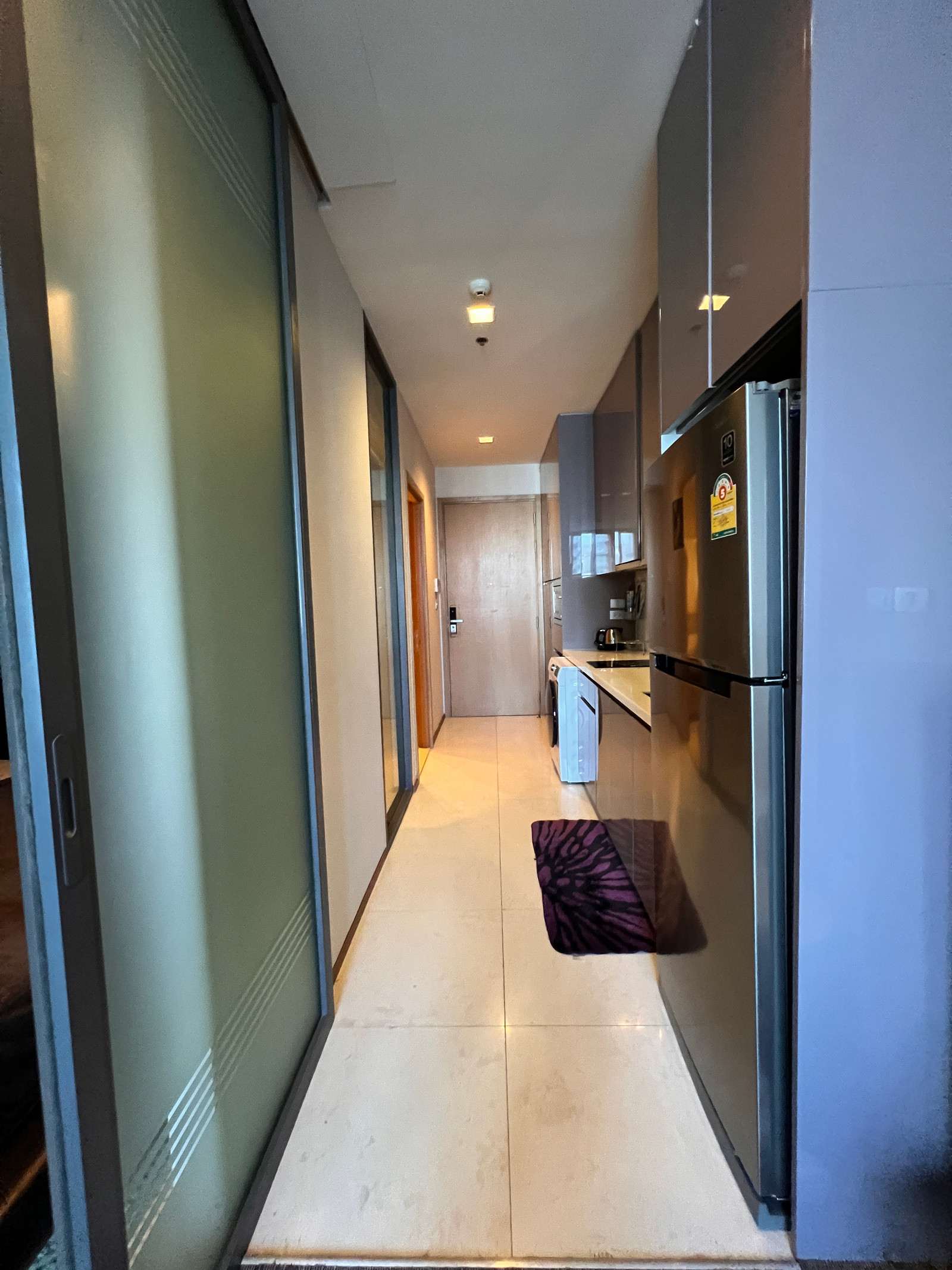 ขายคอนโด ราคาพิเศษ ต่ำกว่าทุน!!! Hyde สุขุมวิท13 Furniture ครบ พร้อมเข้าอยู่ – รูปที่ 3