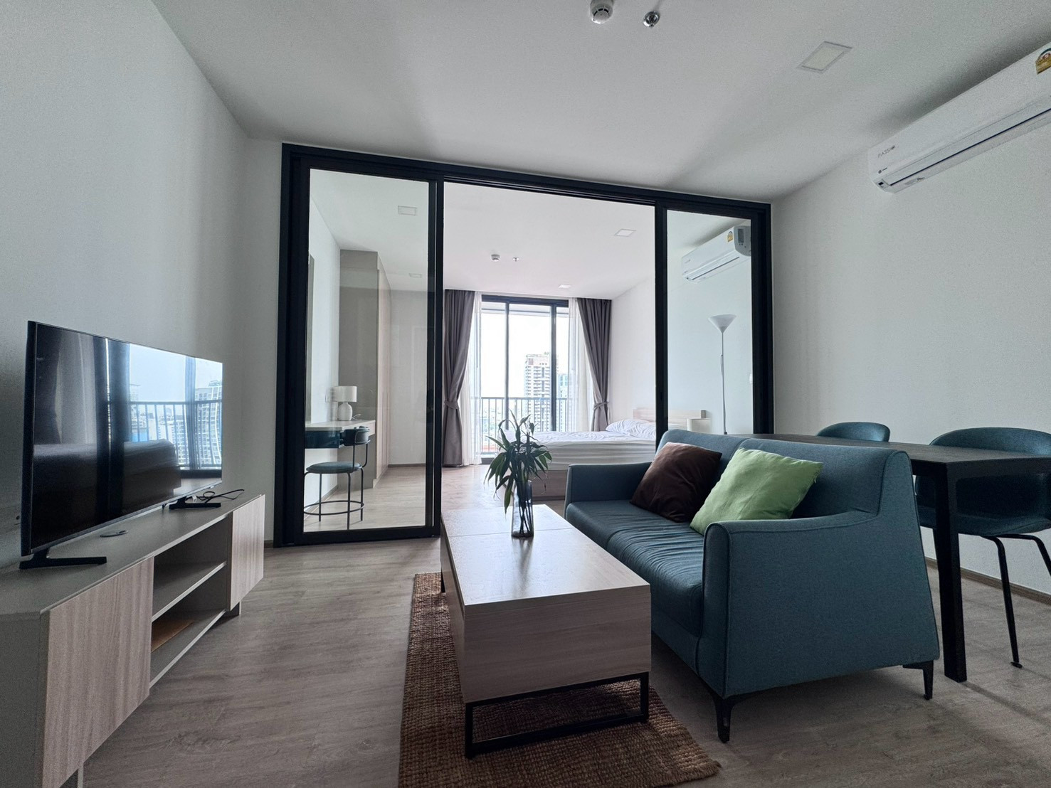 🏡 Condo for Rent – XT Phayathai (XT Phayathai) | 1 Bed | 46 sqm | Building B Floor 22 | Phaya Thai | 💰23,000 THB/month | LINE: @500vvzzy | Ref: TR0128 🏡 Condo for Rent – XT Phayathai (XT Phayathai) | 1 Bed | 46 sqm | Building B Floor 22 | Phaya Thai | 💰23,000 THB/month | LINE: @500vvzzy | Ref: TR0128
