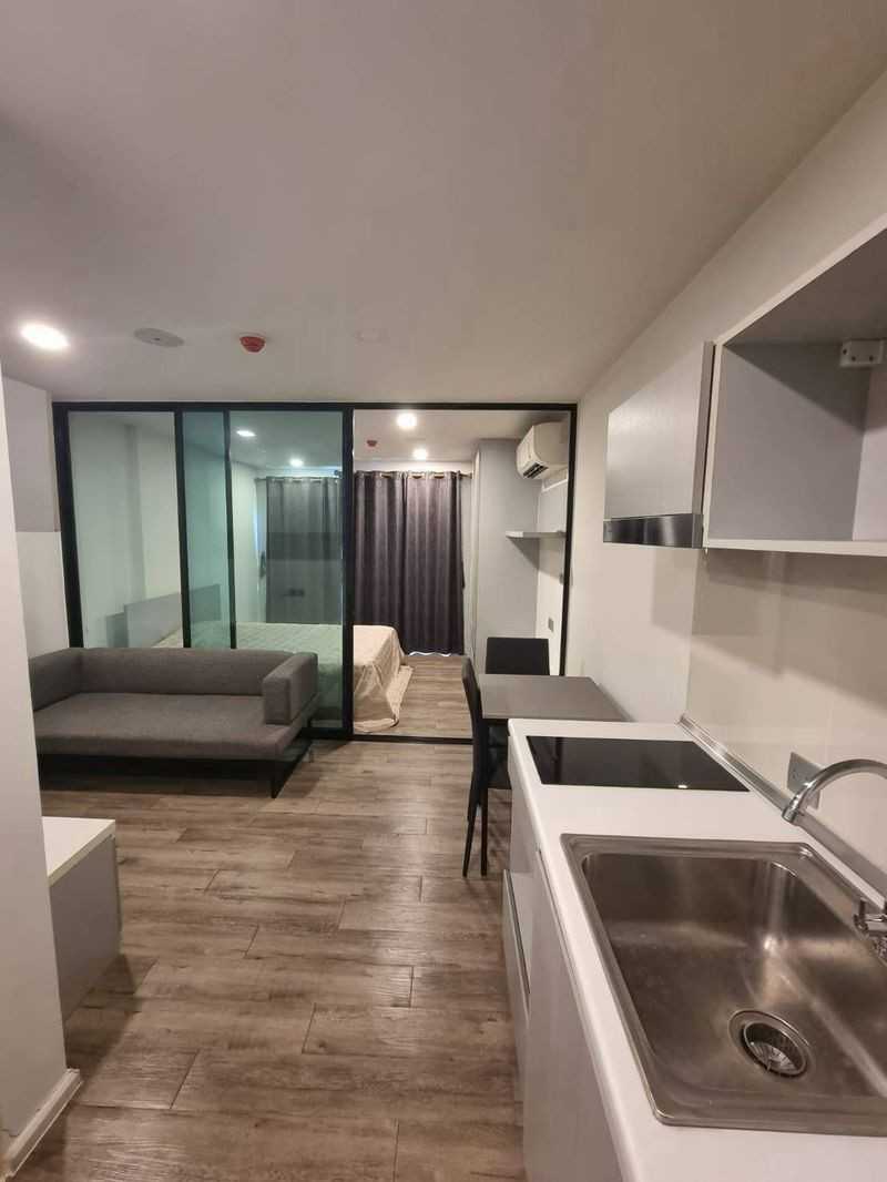 For Rent Modiz Interchange Unit 9/25 (New room) (No pets allowed) (BTS Green Line, Wat Phra Si Mahathat; MRT Pink Line, Wat Phra Si Mahathat)