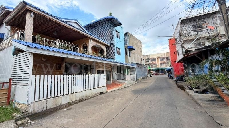 บ้านพร้อม อพาร์ตเม้นท์ ใน นิคมอุตสาหกรรม นวนคร ซอยไทยธานี 12 – รูปที่ 2