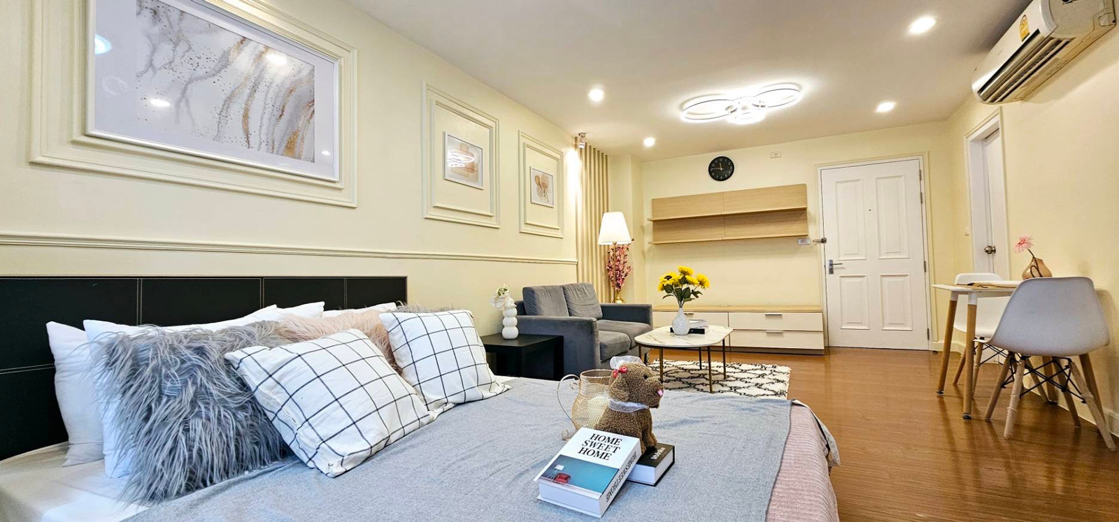 ขายพร้อมผู้เช่า!!! SALE WITH TENANT!!! Condo OneX studio 35sqm. Fully furnished and renovated , Price: 2.1ml.  – รูปที่ 2