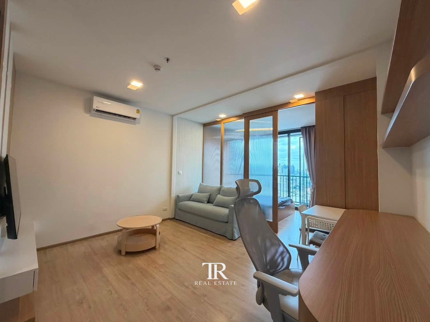 🏡 Condo for Rent – XT Phayathai (XT Phayathai) | 1 Bed | 42 sqm | Floor 22 | Balcony | Phaya Thai | 💰25,000 THB/month | LINE: @500vvzzy | Ref: TR0129 🏡 Condo for Rent – XT Phayathai (XT Phayathai) | 1 Bed | 42 sqm | Floor 22 | Balcony | Phaya Thai | 💰25,000 THB/month | LINE: @500vvzzy | Ref: TR0129