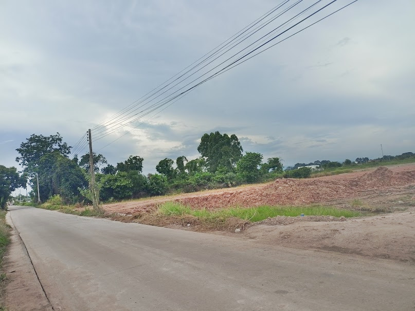 แปลงเล็กถมแล้วสดผ่อนได้ 2.แปลงสุดท้ายที่บ้านนานครนายก   2. แปลงสุดท้าย-สดผ่อนได้-บ้านสวนปันฝัน-บ้านนา นครนายก   โฉนดพร้อมโอน T.062-1574449 – รูปที่ 3