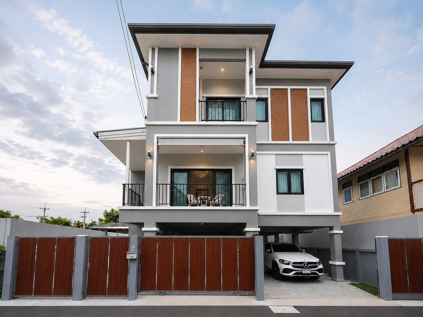 ขายด่วน📍บ้านเดี่ยวพร้อมอยู่ อ่อนนุช 39 (4 นอน 3 น้ำ) เพียง 7.9 ล้าน ขายด่วน📍บ้านเดี่ยวพร้อมอยู่ อ่อนนุช 39 (4 นอน 3 น้ำ) เพียง 7.9 ล้าน